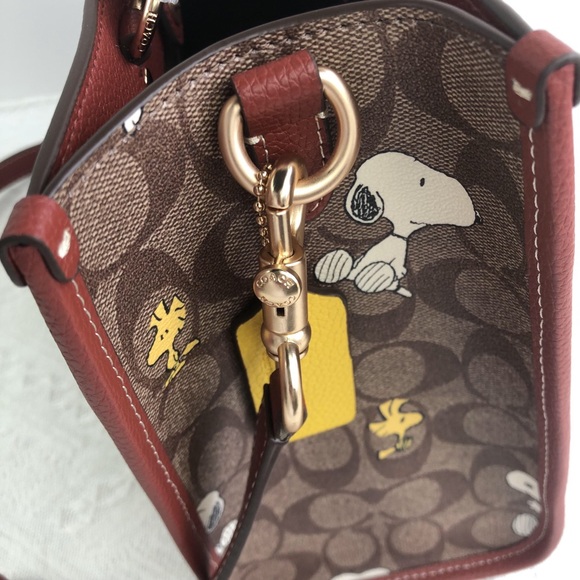COACH PEANUTS DEMPSEY Carryall Signature Canvas Snoopy Woodstock - Picture 9 of 12